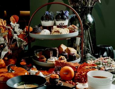 Cafe Nitro's Sweet Potato, Chestnut, Nanjing, and Occasionally Grape Afternoon Tea 2025 5,000 yen (drinks not included)