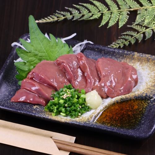 和牛レバー刺し