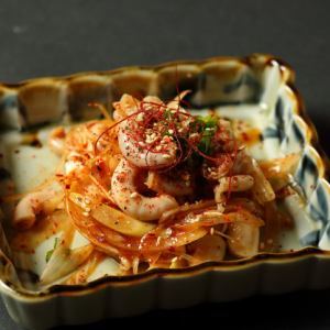 コブクロピリ辛中華風