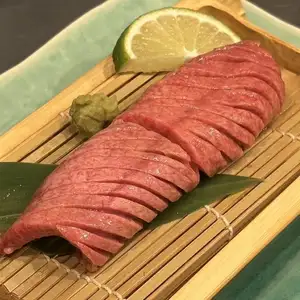 8mm厚切り生タン
