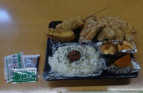 唐揚げ弁当