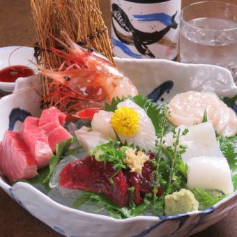 Assortment of sashimi for 2 people