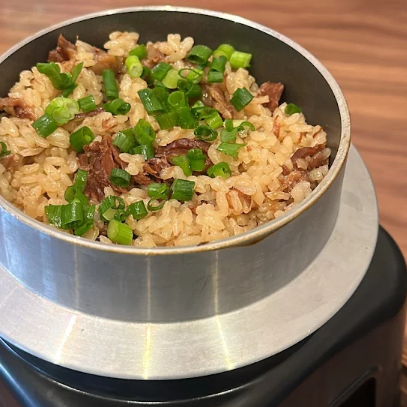 炊き立てほかほかの釜めしは一合からお作りいたします