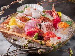 Assorted sashimi ~Depending on availability~ <2-3 servings> Made with natural ingredients