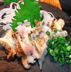 黑薩摩雞「黑尾」生魚片