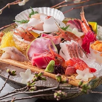 旬彩と名物を味わうご馳走コース!鮮魚盛合せ・和牛と旬野菜の鉄板焼など全8品5,000円※食事のみ