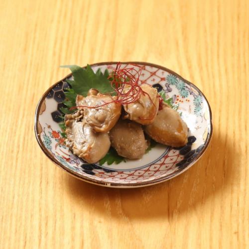 Pickled oysters in oil