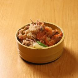 エビカニ合戦(エビとカニの唐揚げ)