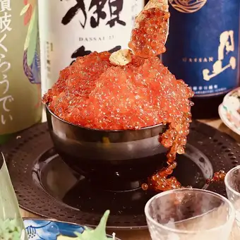 【週末も3h飲放】旬鮮魚の盛合せやいくらこぼれ飯が楽しめる飲放題付全11品～会心～コース