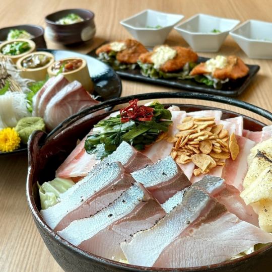 4月迎送會【鰤魚和豬肉體力相撲火鍋套餐】120分鐘無限暢飲5,000日元