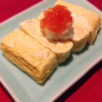 いくらおろしのせ出し巻き玉子
