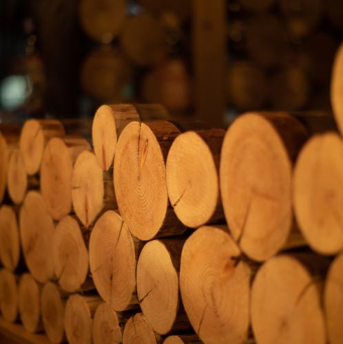 나무를 집 1채 할 수 있는 나무를 사용