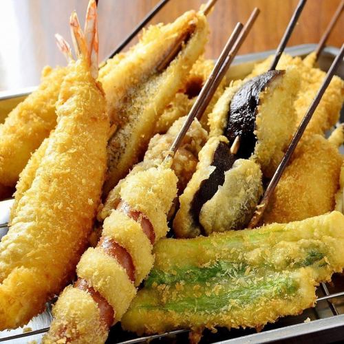 A wide variety of kushikatsu