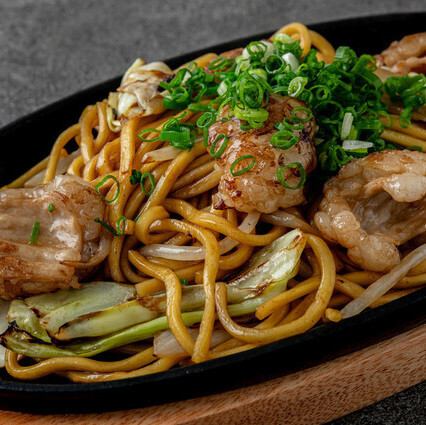 ホルモン焼きそば