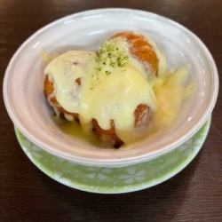 揚げたこ焼きチーズ