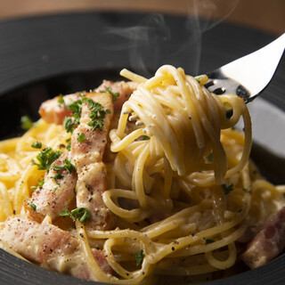 1日5組☆贅沢ランチ【パン食べ放題】選べるパスタに特選和牛ステーキと魚グリルWメイン