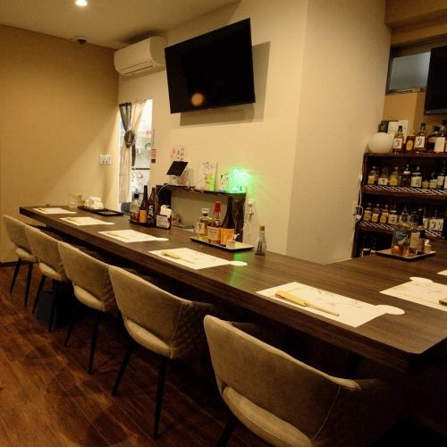 <p>[A relaxing atmosphere] A hideaway restaurant where you can enjoy Okinawan cuisine and other meals made with seasonal ingredients, as well as beer, awamori, highballs, and other alcoholic beverages. Perfect for solo travelers, sightseeing, parties, and company parties!</p>
