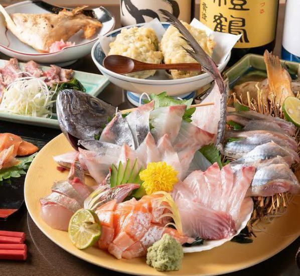 Close to Sannomiya Station on all lines A Japanese-style izakaya that boasts local cuisine and local sake from all over the country