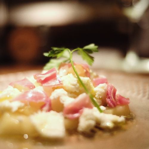 旬のフルーツのカプレーゼ