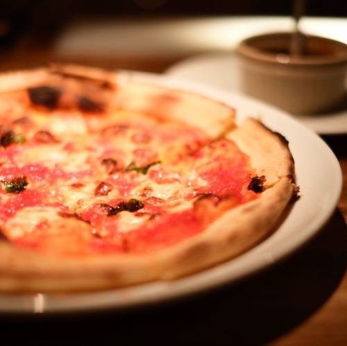 【ランチ限定のセットメニュー】みんなでシェアするカジュアルセットや、１日１組様限定の特別なセットも♪