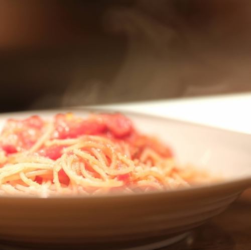 お友達やご家族とゆっくり楽しめる、お得な2名様用のシェアランチをご用意いたしました。