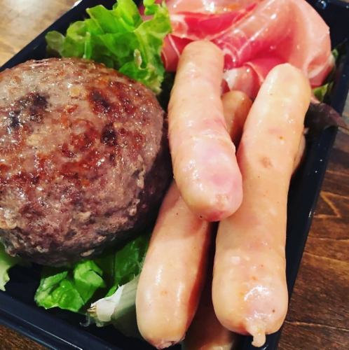 Take out ハンバーグプレート（当日予約も可能）