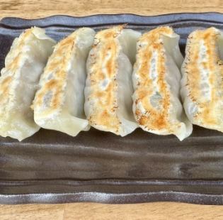 沖縄県産豚餃子