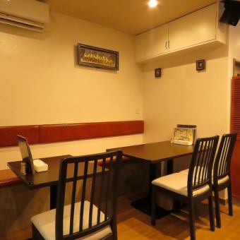 ◆ 1 table for 2 people
