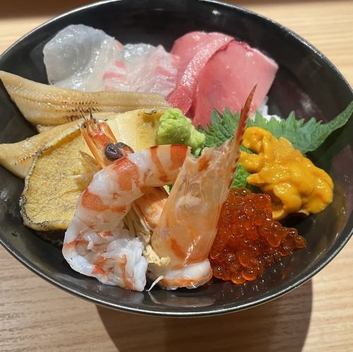 極み、海鮮丼