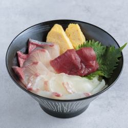 【福伸名物】3種の海鮮が入った 海鮮丼・梅