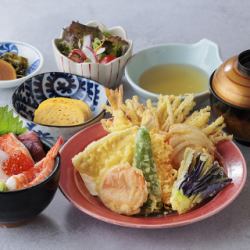 색채 해물 덮밥과 잔치 텐베라의 만찬 정식