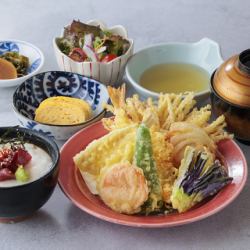 참치 산 밥과 잔치 텐베라의 만찬 정식