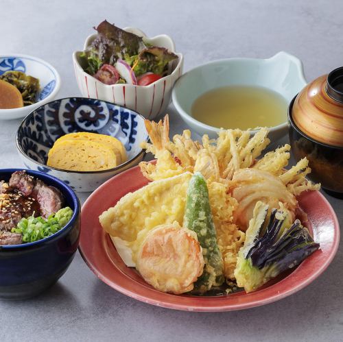 리브 스테이크 덮밥과 잔치 텐베라의 만찬 정식