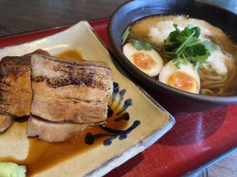 琉球ばらとろ蕎麦・うどん