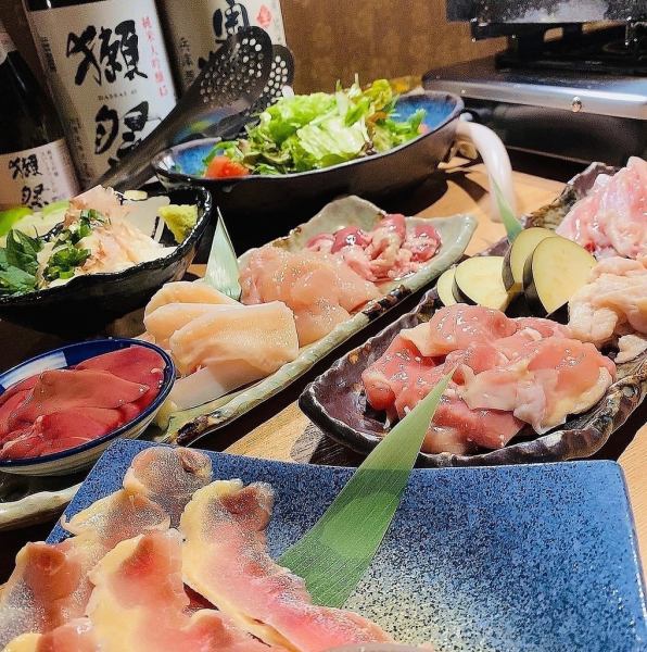 【食べ放題100分】L.O.30分前！全員ドリンクバー付き！名物麹鶏を堪能全42品【麹鶏コース】