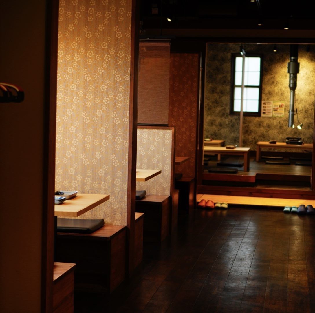 Please relax in the calm atmosphere of the store!