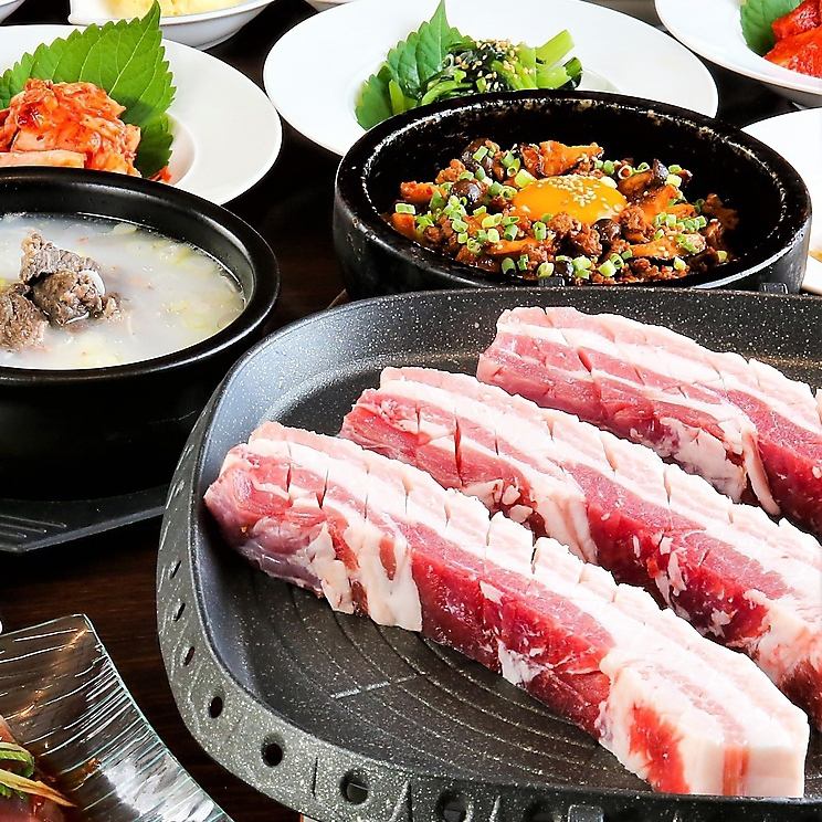 ■当店ではオリジナルのサムギョプサルが味わえます♪■