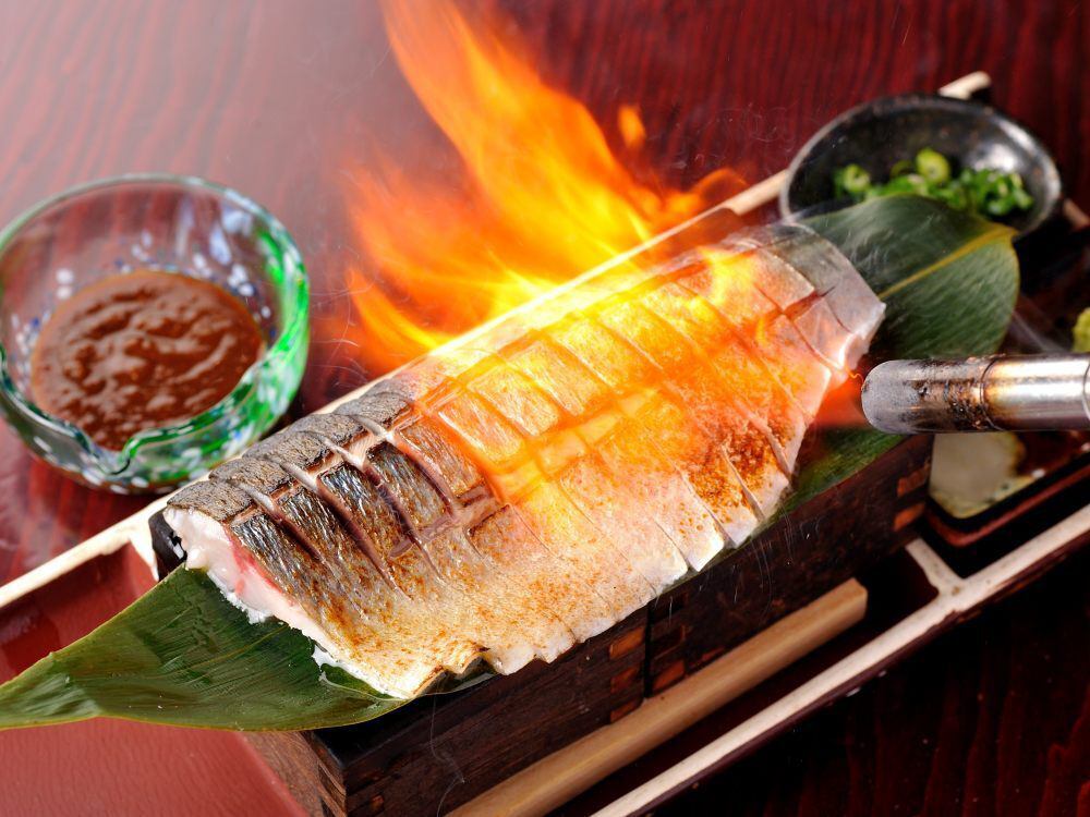 【炙り金華サバ・せり鍋・はらこ飯・牛たん】仙台名物と東北、宮城の地酒