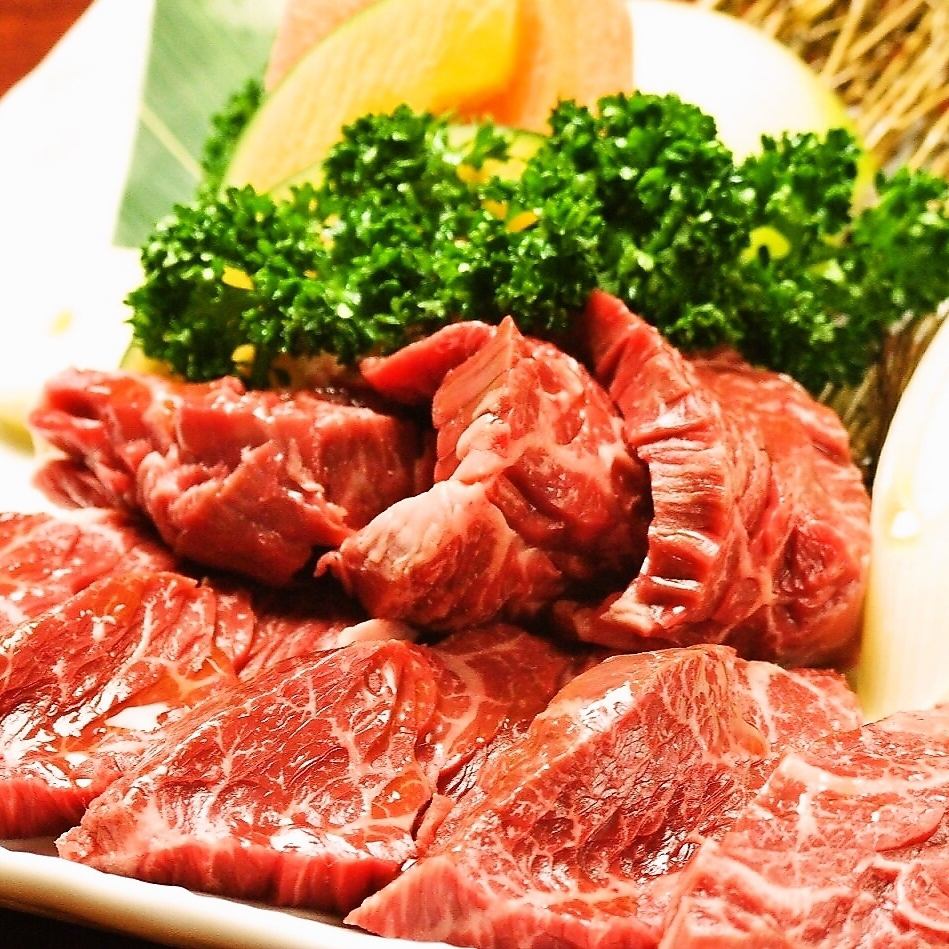 柔らかお肉を堪能◎創業40年以上親しまれる名店の味！