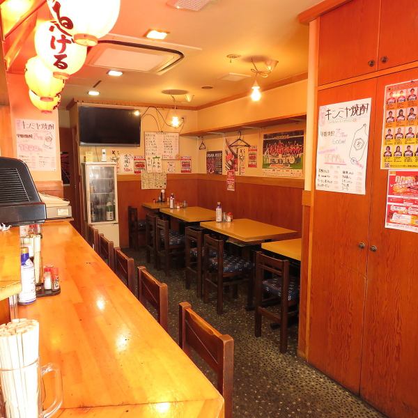 We offer counter seats and table seats in the bright and homely atmosphere of the store! Please use it in various scenes from family, meals with friends, and banquets in fellows ♪