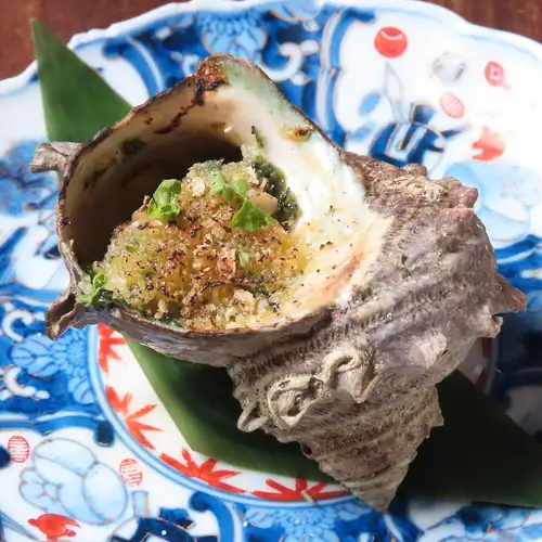 サザエのエスカルゴバター焼き　1ヶ