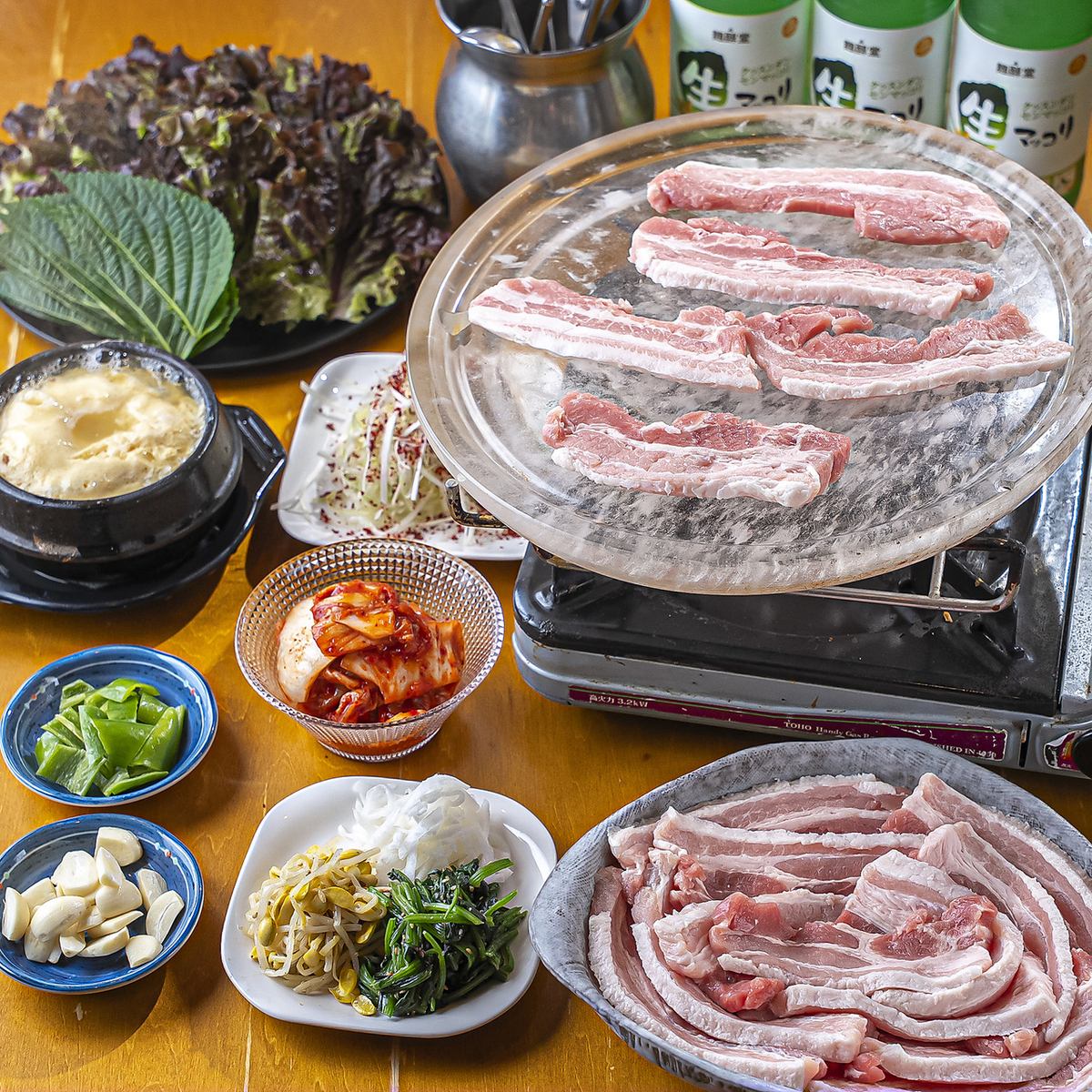 水晶で焼くサムギョプサルが2時間食べ放題!最上級の三元豚使用。