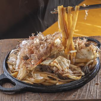 ○ホルモン焼きうどん