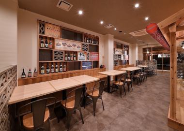 We can accommodate up to 50 people with a combination of hotplate seats, table seats and tatami rooms.