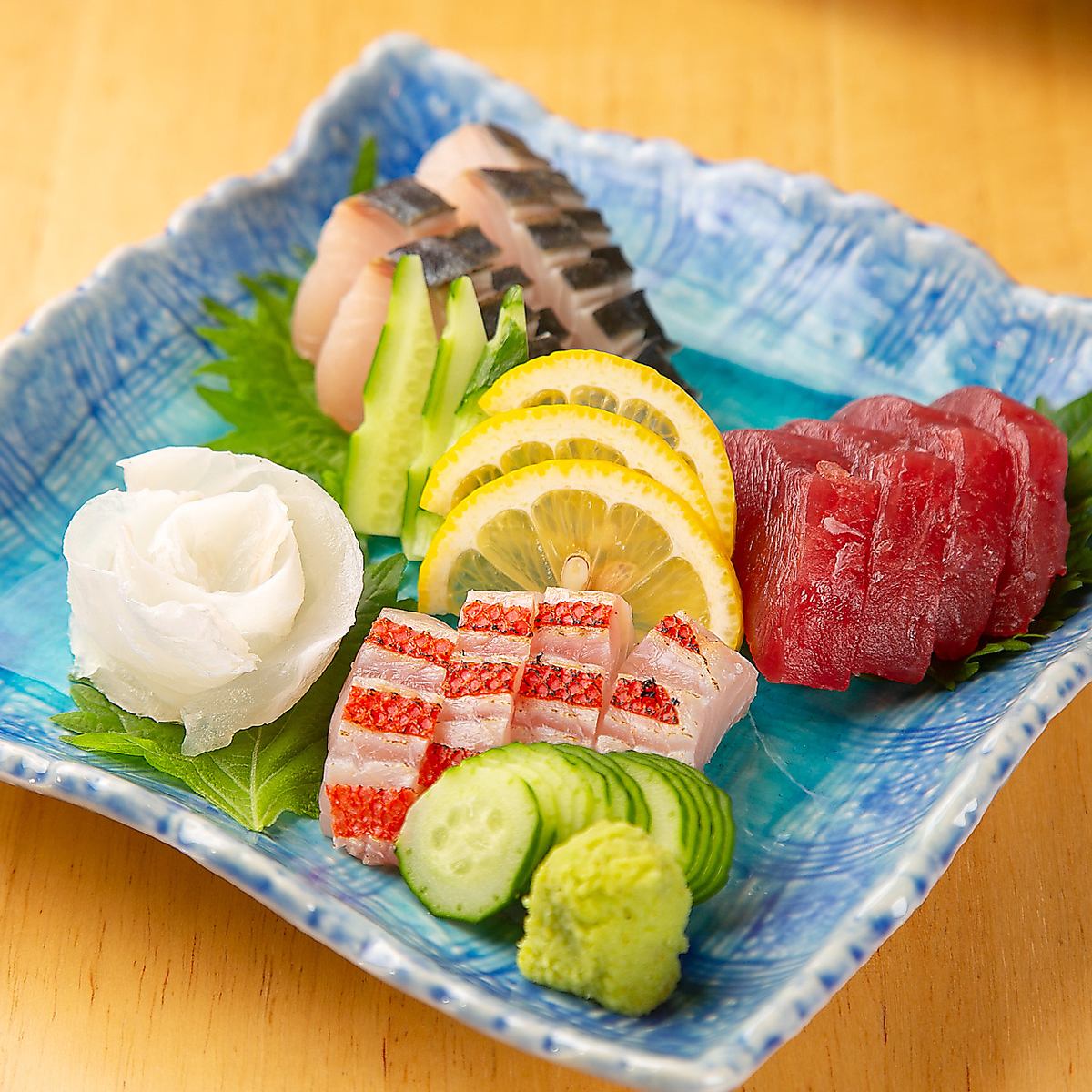 新鮮な魚介類を、お刺身や様々なお料理でお召し上がりください
