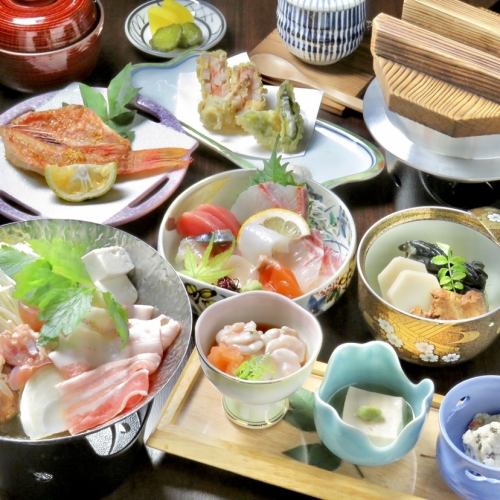 Perfect for any occasion! Seasonal Kaiseki courses available♪