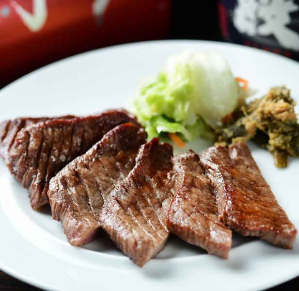 仙台名物牛たん炭火焼き