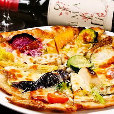 Popular dinner course: 6 dishes including 15 kinds of vegetable pizza and 2 hours of all-you-can-drink including sangria