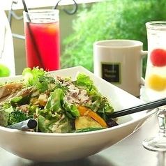 We offer lunch courses with sparkling wine starting from 3,000 yen.