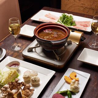 【ランチ】新コース！薬膳火鍋コース〈全6品〉4,800円